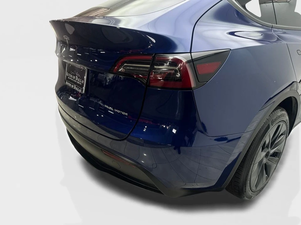 2024 Tesla Model Y - Image 18 of 21
