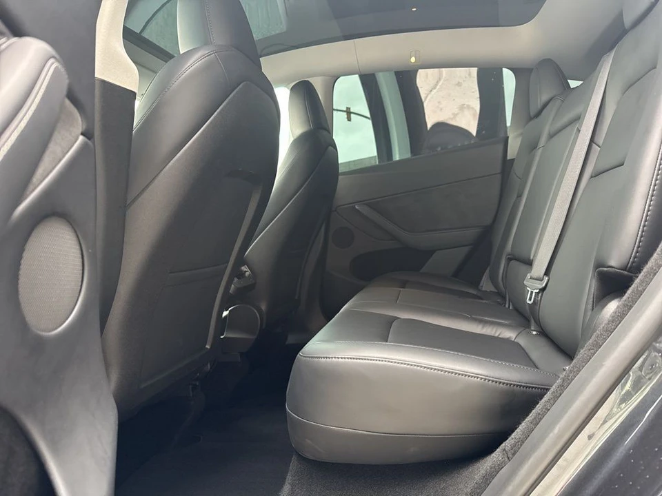 2024 Tesla Model Y - Image 16 of 21