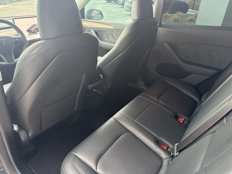 2024 Tesla Model Y - Image 15 of 21