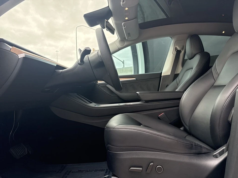 2024 Tesla Model Y - Image 13 of 21