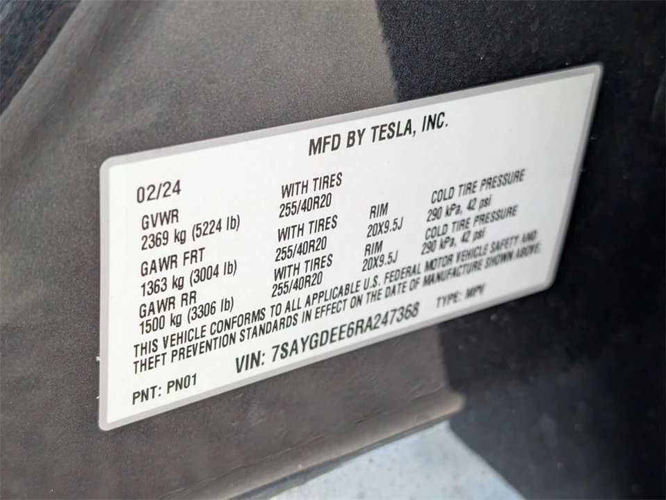 2024 Tesla Model Y - Image 20 of 21