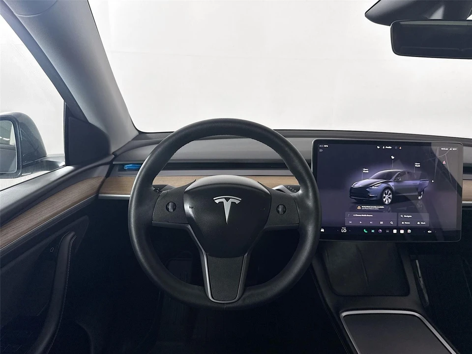 2024 Tesla Model Y - Image 5 of 21