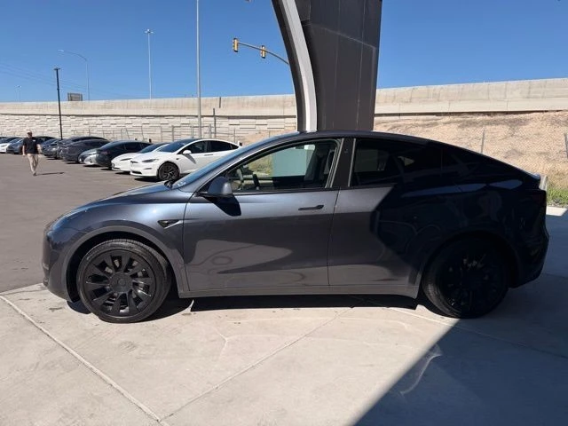 2024 Tesla Model Y - Image 5 of 21