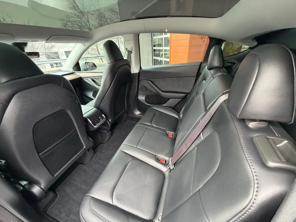 2024 Tesla Model Y - Image 10 of 17