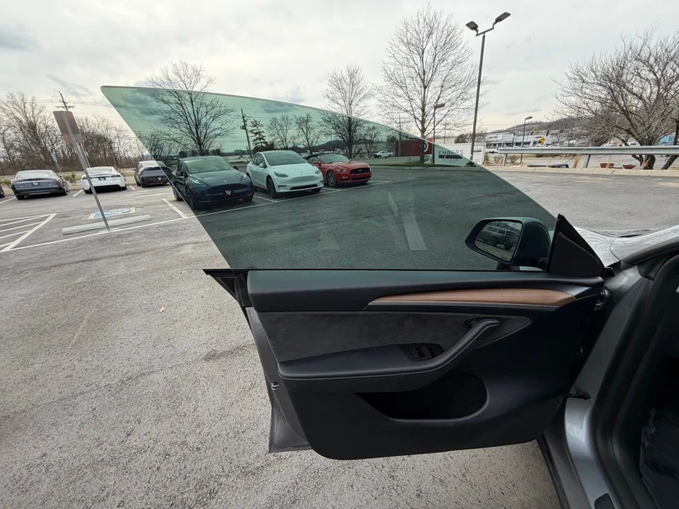 2024 Tesla Model Y - Image 7 of 17
