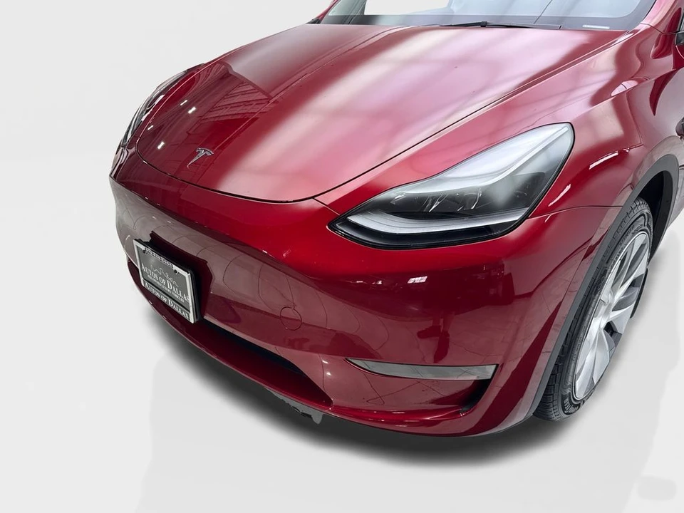 2024 Tesla Model Y - Image 16 of 21