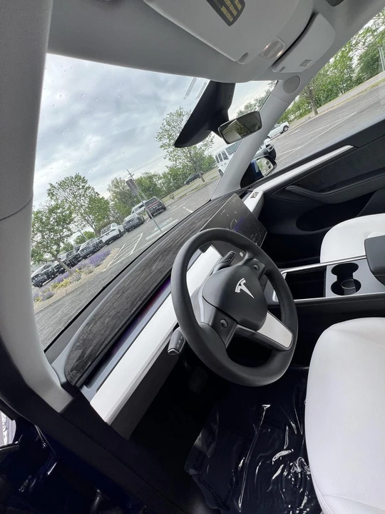 2024 Tesla Model Y - Image 11 of 19
