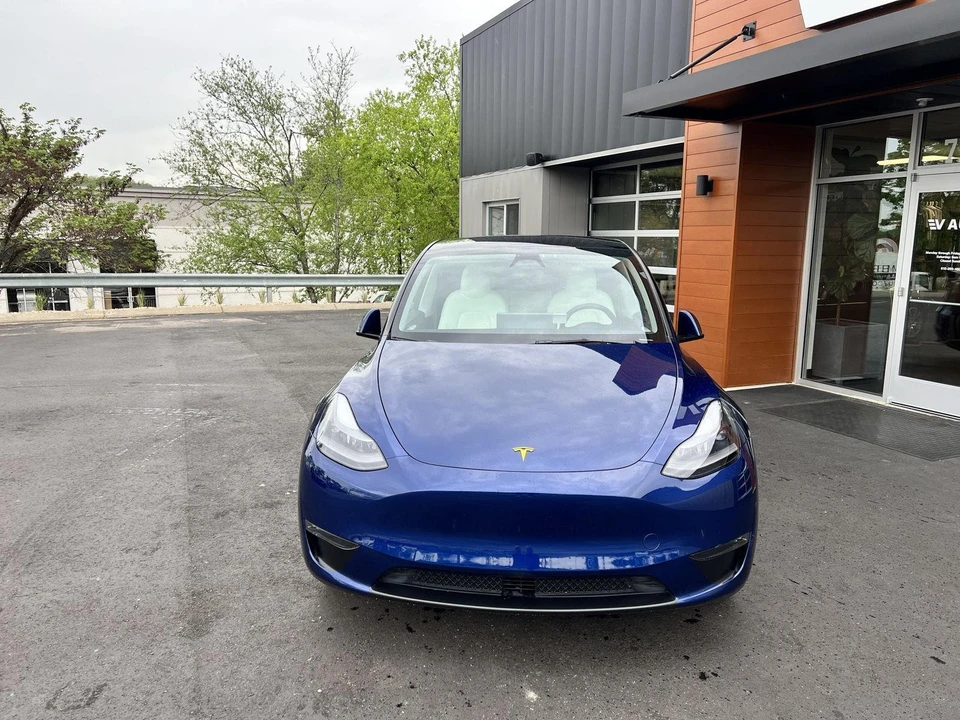 2024 Tesla Model Y - Image 2 of 19