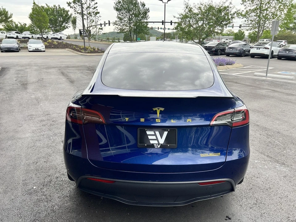 2024 Tesla Model Y - Image 5 of 19