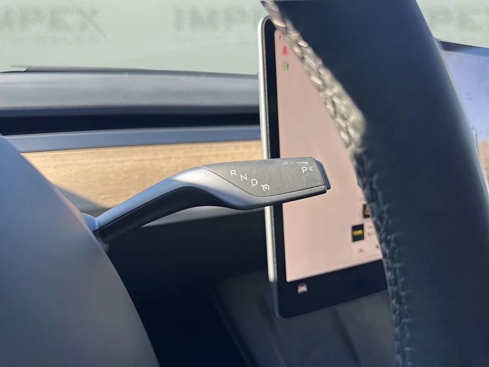 2024 Tesla Model Y - Image 17 of 21