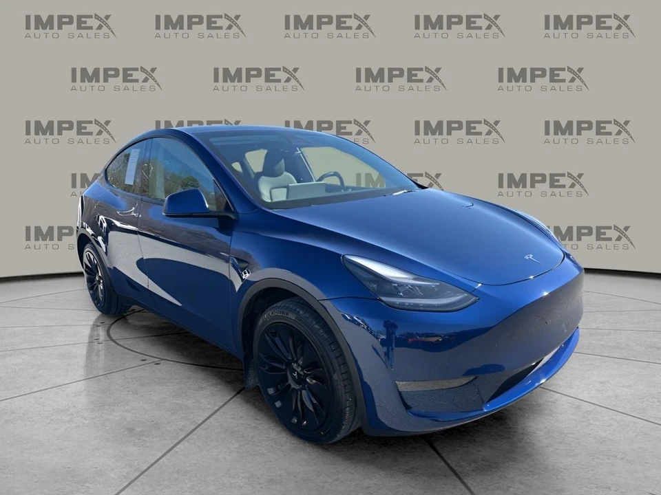 2024 Tesla Model Y - Image 7 of 21