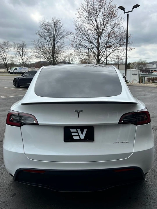 2024 Tesla Model Y - Image 5 of 16