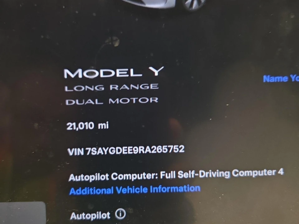 2024 Tesla Model Y - Image 6 of 6