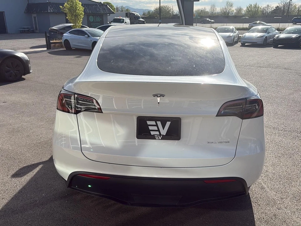 2024 Tesla Model Y - Image 7 of 21