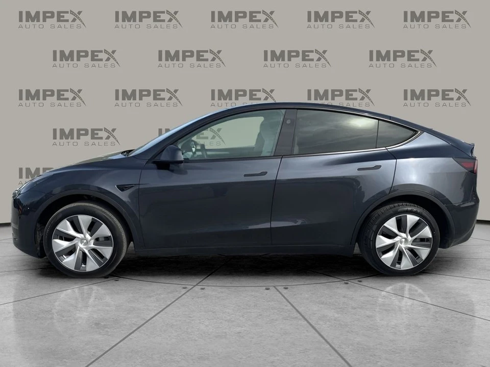 2024 Tesla Model Y - Image 2 of 21