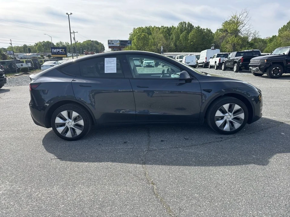 2024 Tesla Model Y - Image 6 of 21