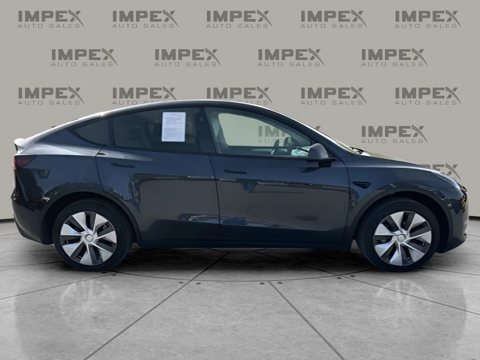 2024 Tesla Model Y - Image 6 of 21