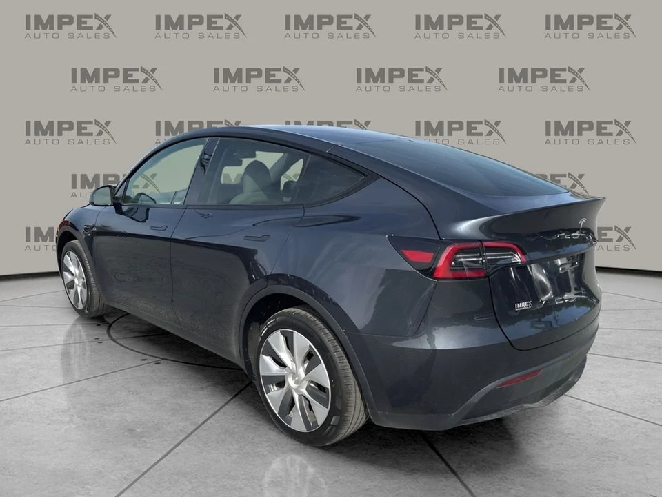 2024 Tesla Model Y - Image 3 of 21