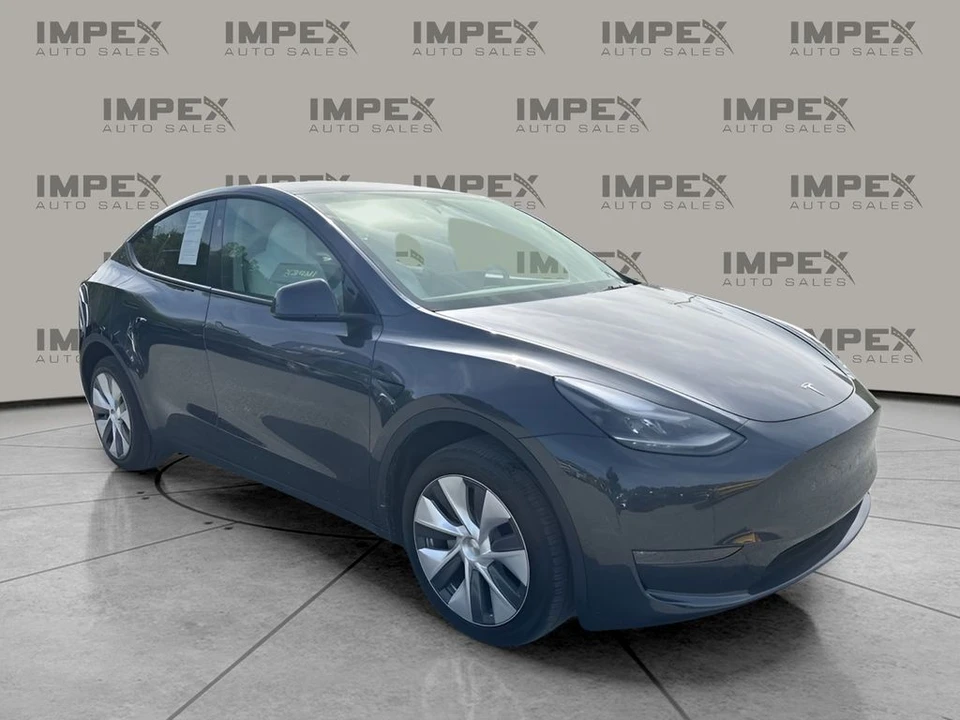 2024 Tesla Model Y - Image 7 of 21