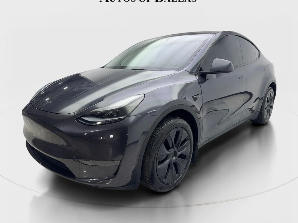 2024 Tesla Model Y - Image 2 of 21