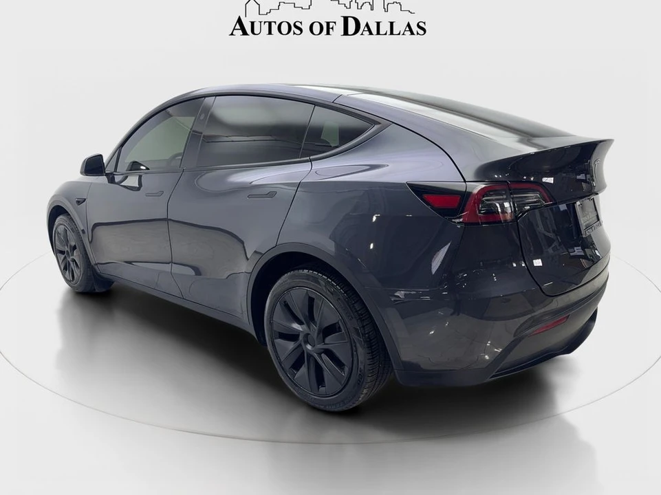 2024 Tesla Model Y - Image 9 of 21