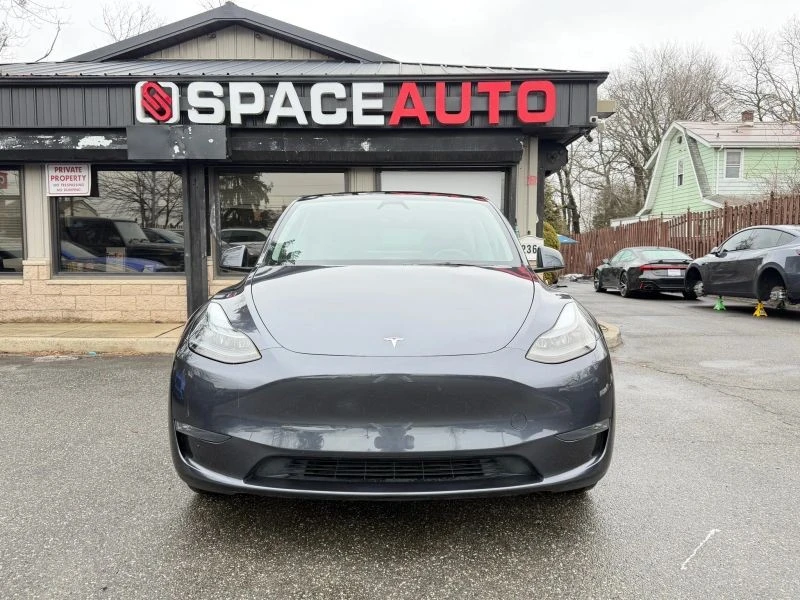 2024 Tesla Model Y - Image 2 of 12
