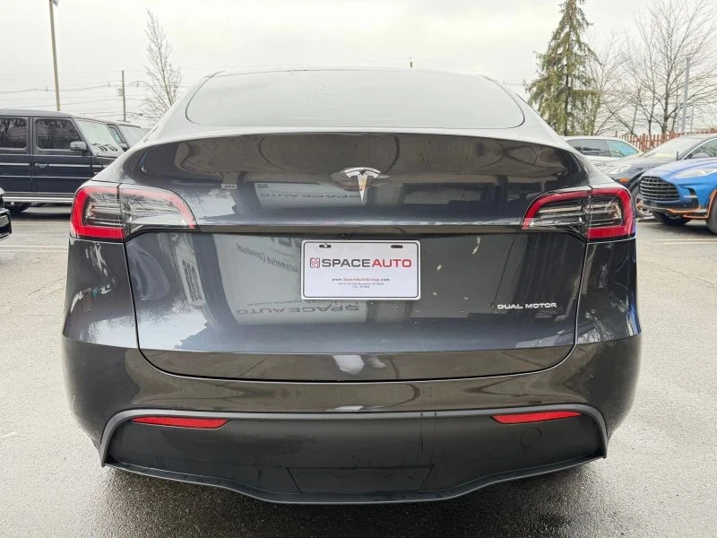 2024 Tesla Model Y - Image 6 of 12