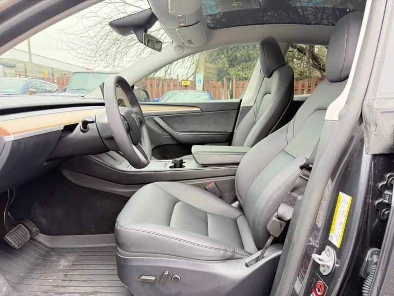 2024 Tesla Model Y - Image 10 of 12