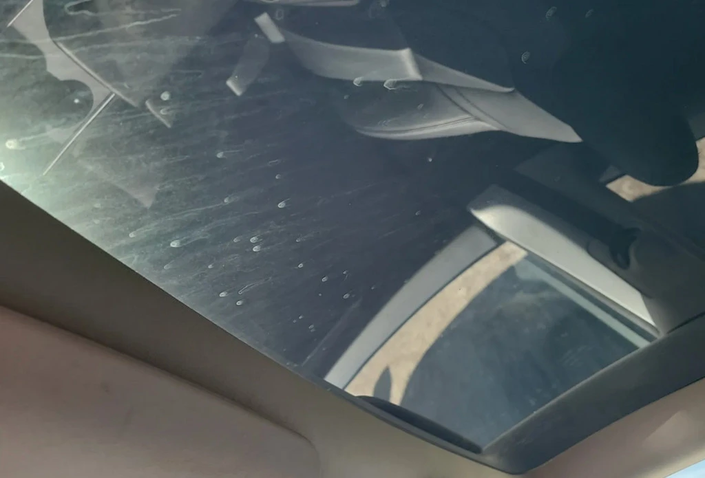 2024 Tesla Model Y - Image 8 of 10