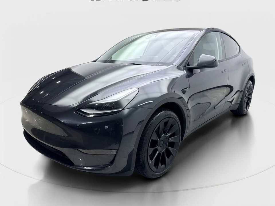 2024 Tesla Model Y - Image 2 of 21
