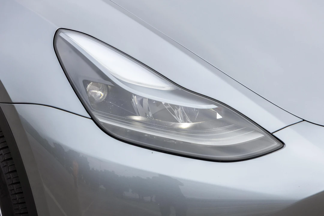 2024 Tesla Model Y - Image 19 of 31