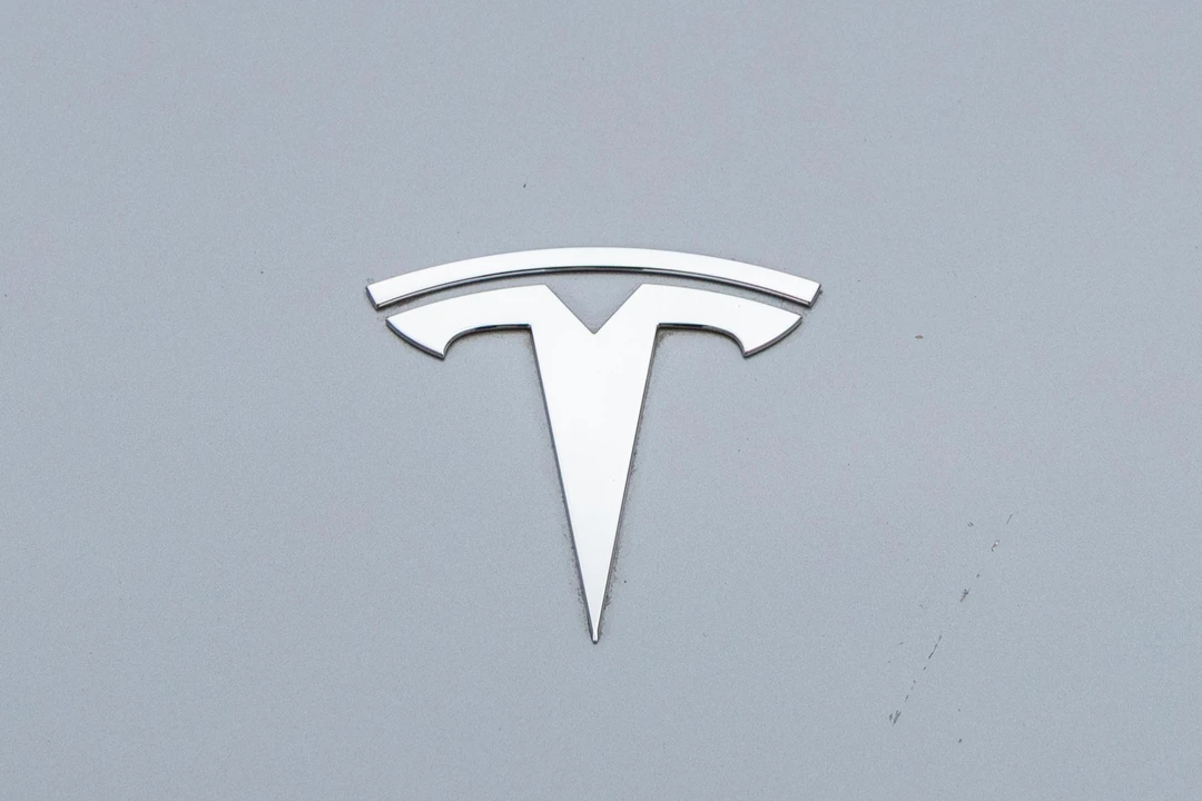 2024 Tesla Model Y - Image 21 of 31