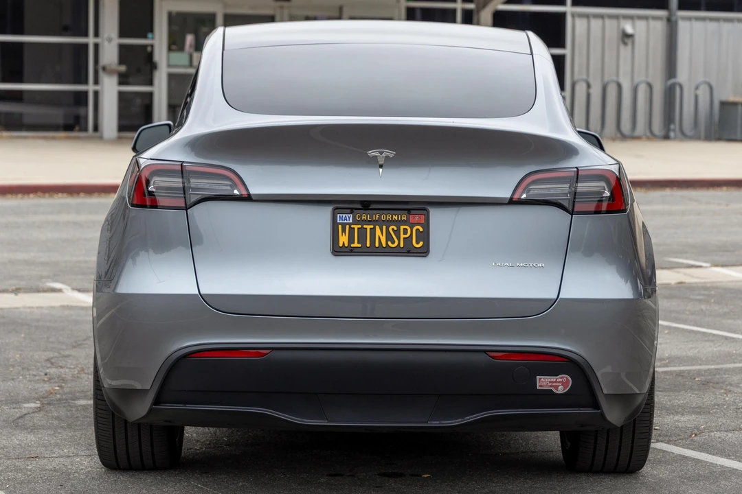 2024 Tesla Model Y - Image 5 of 31