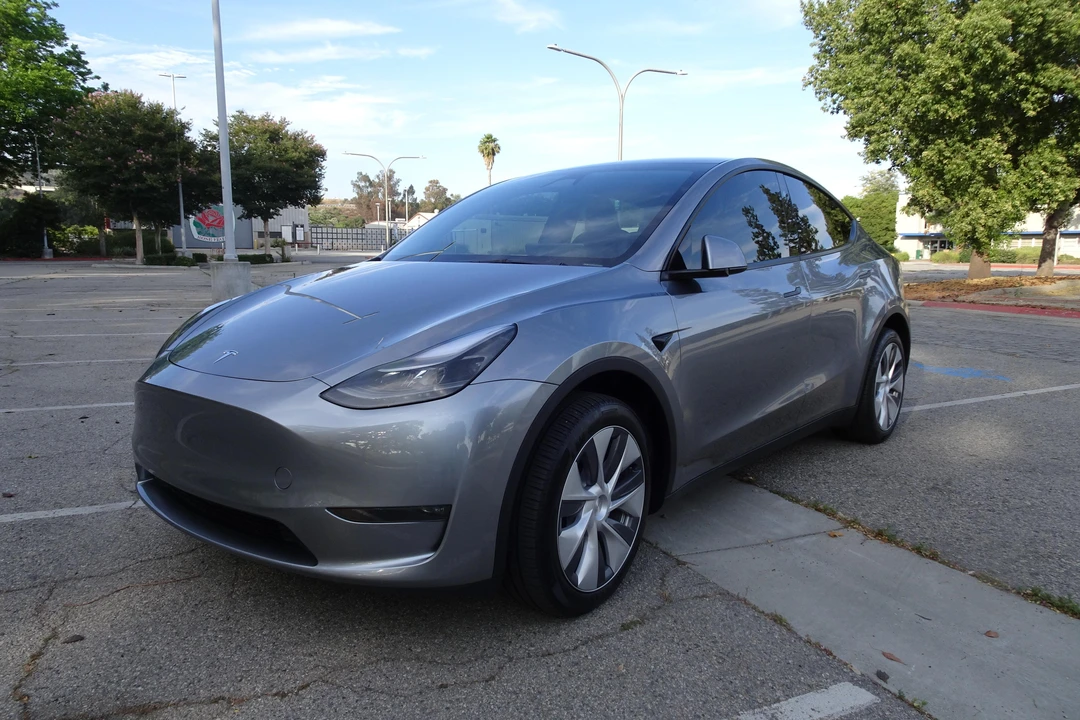 2024 Tesla Model Y - Image 11 of 31