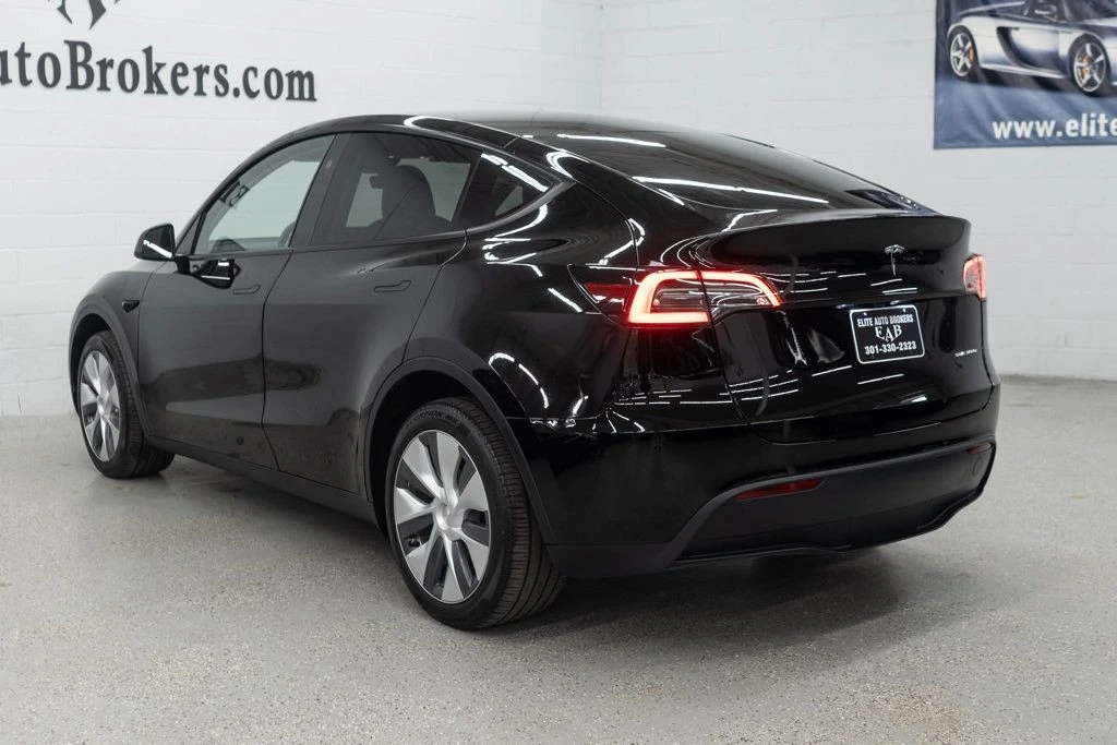 2024 Tesla Model Y - Image 6 of 12