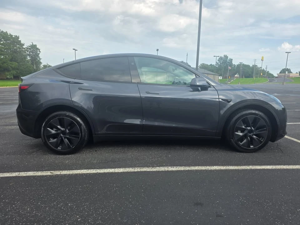 2024 Tesla Model Y - Image 4 of 16