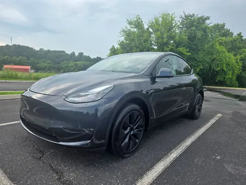 2024 Tesla Model Y Long Range Dual Motor