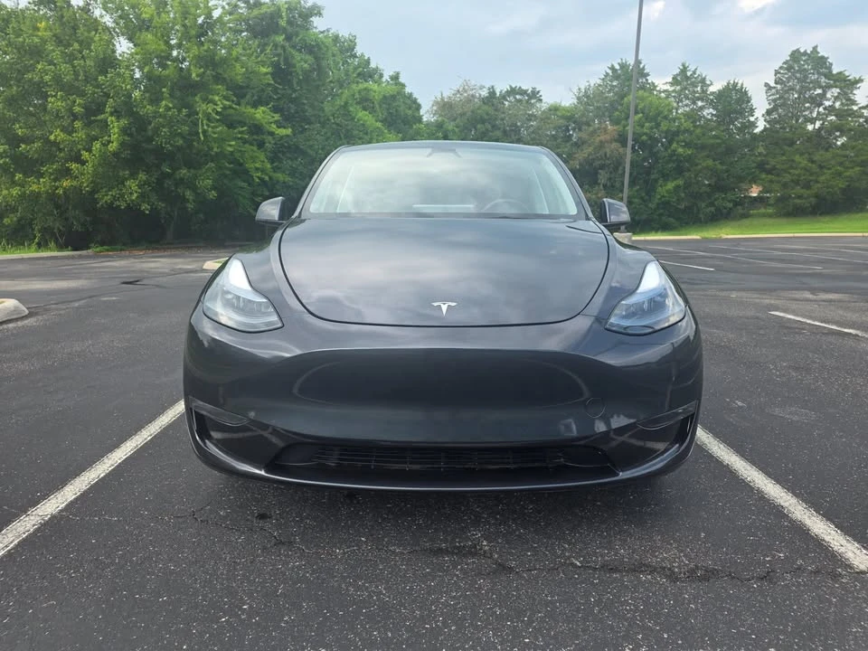 2024 Tesla Model Y - Image 2 of 16