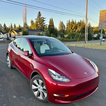 2024 Tesla Model Y Long Range Dual Motor HW4