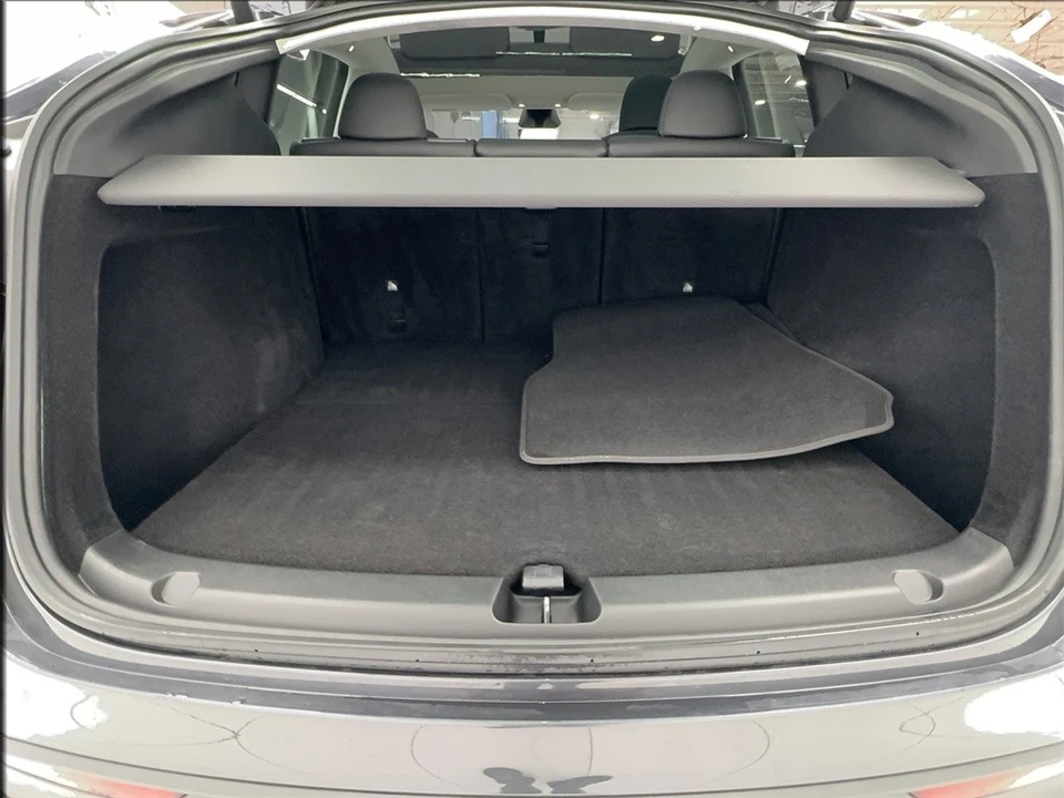 2024 Tesla Model Y - Image 7 of 12