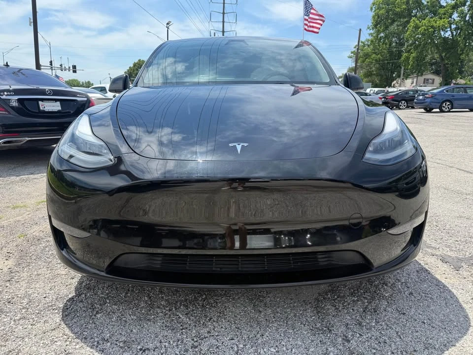 2024 Tesla Model Y - Image 9 of 20