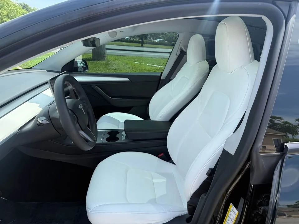 2024 Tesla Model Y - Image 14 of 20