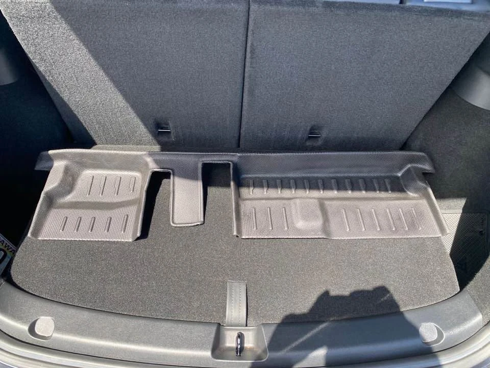 2024 Tesla Model Y - Image 7 of 12