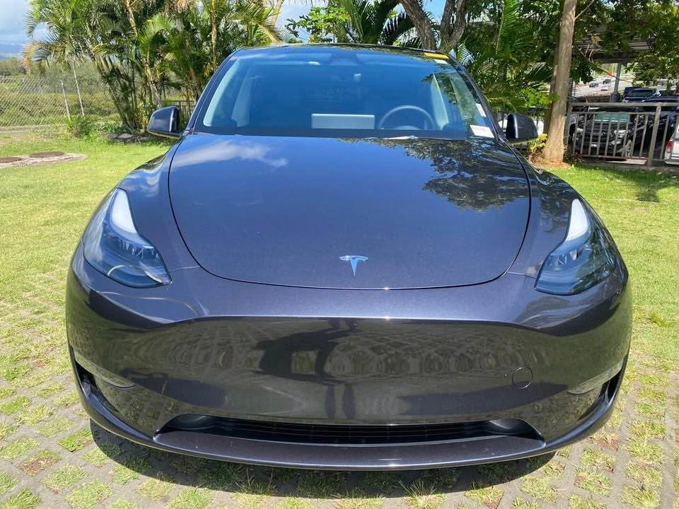2024 Tesla Model Y - Image 2 of 12