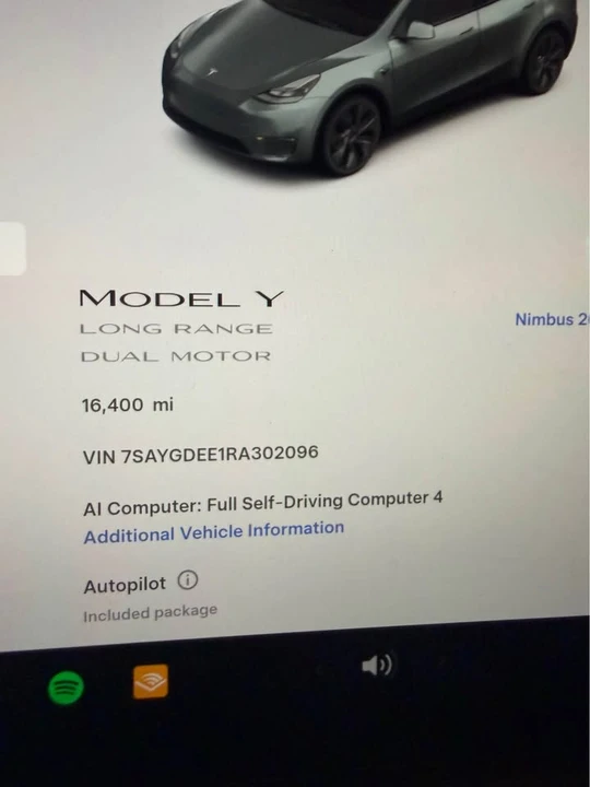 2024 Tesla Model Y - Image 6 of 7