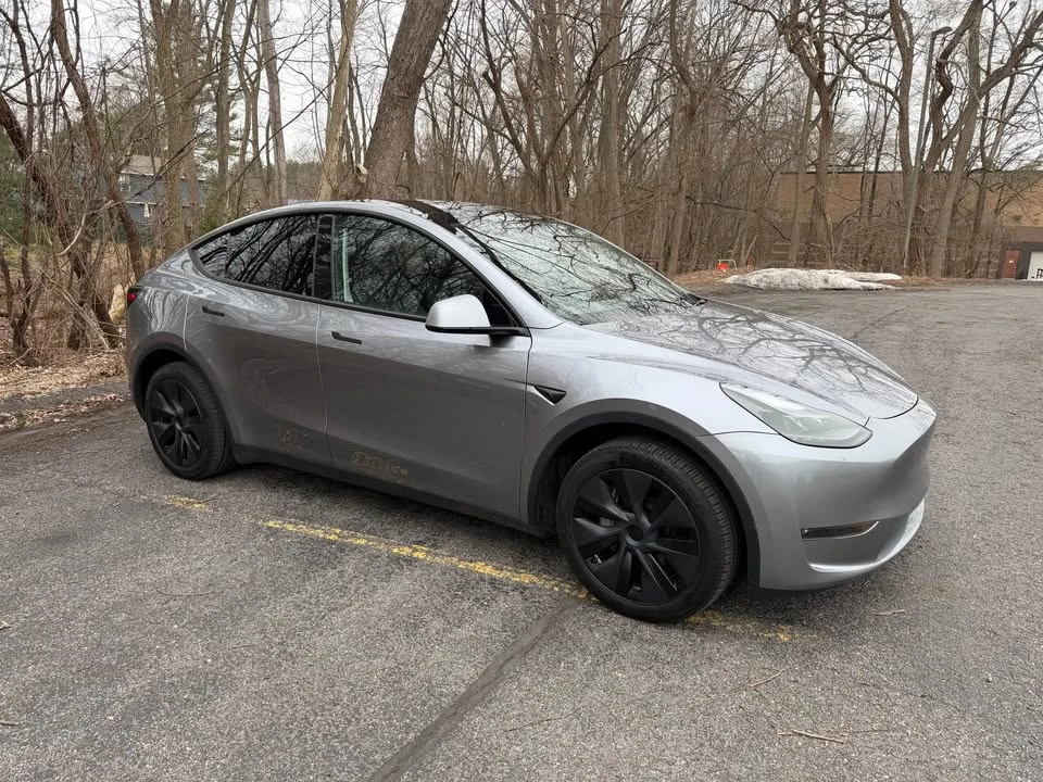 2024 Tesla Model Y - Image 4 of 7