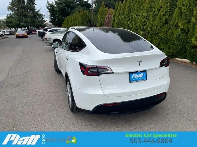 2024 Tesla Model Y - Image 8 of 21