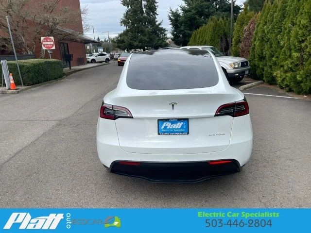 2024 Tesla Model Y - Image 9 of 21