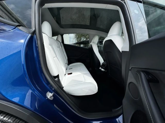 2024 Tesla Model Y - Image 18 of 21