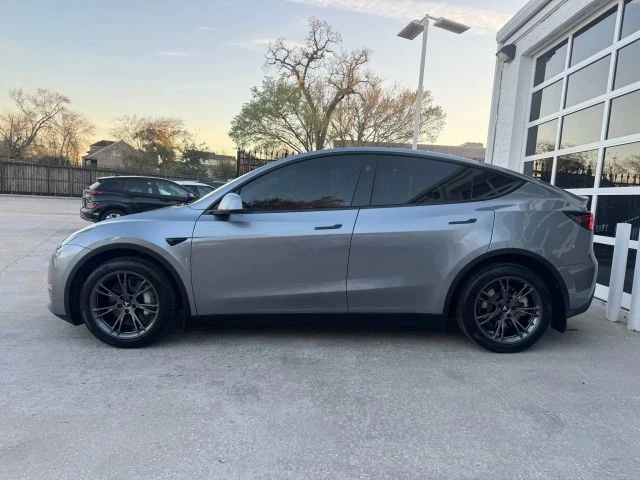 2024 Tesla Model Y - Image 19 of 21